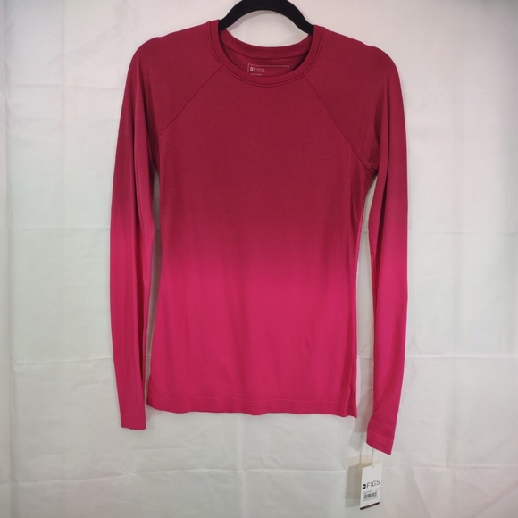 Figs Deep Cranberry Salta Seamless Longsleeve Underscrub - Picture 2 of 6